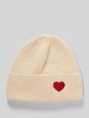 Kurt Beines Gebreide muts met motiefstitching, model 'Happy Heart' Beige