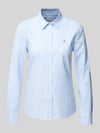 GANT Slim fit overhemdblouse met labelstitching Lichtblauw