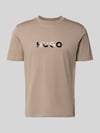 HUGO krój regular fit t-shirt z czystej bawełny model 'DUMEO' Jasnobrązowy