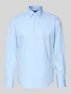 BOSS Regular Fit Businesshemd mit extra langem Arm Hellblau