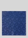 MONTI Zijden pochet met all-over motief Blauw