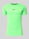 Nike Training T-Shirt mit Logo-Print und Rundhalsausschnitt Neon Gruen