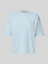 PROHIBITED t-shirt z fakturowanym wzorem i wyhaftowanym logo Jasnoniebieski