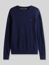 Tommy Hilfiger Sweter o kroju regular fit z mieszanki bawełny i kaszmiru Granatowy