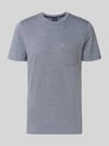 Christian Berg Men T-shirt met ronde hals en borstzak Jeansblauw