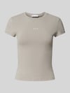 LeGer T-Shirt mit Label-Stitching - LeGer Studio Kollektion Hellgrau