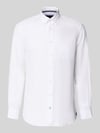 Christian Berg Men Slim fit linnen overhemd met borstzak Wit
