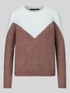 VERO MODA sweter krój regular fit z dodatkiem wełny model 'PLAZA' Czekoladowy
