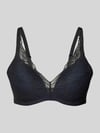 Triumph Gevoerde beugelbeha, model 'Body Makeup Illusion Lace' Zwart