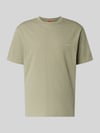 HUGO t-shirt o kroju relaxed fit z nadrukiem z tyłu Jasnozielony