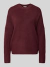 mbyM Sweter z dzianiny o kroju relaxed fit z dodatkiem wełny model „Gillian” Bordowy