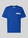 Wood Wood t-shirt z nadrukiem z motywem z tyłu model 'Bobby' Błękitny