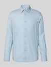 DRYKORN Slim Fit Freizeithemd aus Leinen-Baumwoll-Mix Modell 'RAMIS' Hellblau