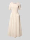 Christian Berg Woman Selection Midikleid in Falten-Optik Sand