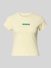 Calvin Klein Jeans T-Shirt mit Rundhalsausschnitt und Label-Print Hellgelb