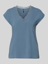 VERO MODA T-shirt o kroju regular fit z kołnierzem z koronki model 'BELLA' Błękitny