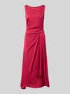 Vera Mont cocktailjurk met asymmetrische zoom Felroze