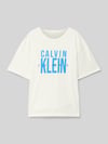 Calvin Klein Jeans T-shirt met labelprint Zand