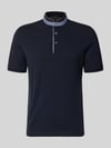 bugatti Regular Fit Poloshirt mit Stehkragen und Logo-Stitching Marine