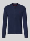 MCNEAL Regular Fit Strickjacke aus reiner Wolle mit Logo-Stickerei Dunkelblau Melange