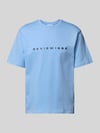 REVIEW T-Shirt mit Label-Print Hellblau