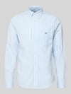 GANT Slim Fit casual overhemd met borstzak Lichtblauw
