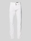 Pierre Cardin Spodnie w kroju tapered fit z kieszeniami w szwach model 'Lyon' Biały
