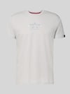 Alpha Industries T-Shirt mit Label-Detail Hellgrau