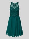 Laona Cocktailkleid mit floralen Stickereien und Ziersteinen Bottle