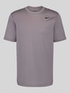 Nike Training T-Shirt mit Logo-Print und Rundhalsausschnitt Lila
