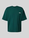 REVIEW T-Shirt mit geripptem Rundhalsausschnitt Dunkelgruen