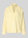 Christian Berg Woman Regular Fit Leinenbluse mit V-Ausschnitt Pastellgelb