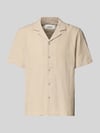 s.Oliver RED LABEL Resort Fit Freizeithemd aus reiner Baumwolle Beige