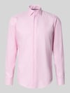 Christian Berg Men Regular Fit Business-Hemd mit Strukturmuster und Kentkragen Pink