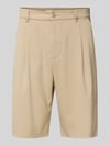 REVIEW Tailored Fit Shorts mit Bundfalten Beige