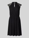 VERO MODA Tailliertes Freizeitkleid mit Spitzenbesatz Modell 'MILLA' Black