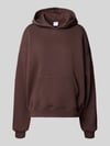 Gina Tricot regular fit hoodie met kangoeroezak model 'Iconic' Donkerbruin