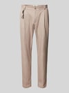 CG – CLUB of GENTS Tapered Fit Bundfaltenhose mit Applikation Modell 'Olf' Beige