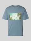 JACK & JONES t-shirt z nadrukiem z logo model 'INDIANA' Jeansowy niebieski