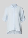 Christian Berg Woman Blouse met linnen en met ruchezoom Lichtblauw
