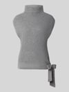 Christian Berg Woman Relaxed Fit Pullunder aus reinem Kaschmir mit Stehkragen Graphit Melange