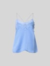 Iro Bluse aus Satin mit Spitzenbesatz Hellblau