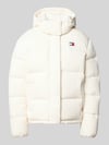 Tommy Jeans Regular Fit Steppjacke mit abnehmbarer Kapuze Weiss