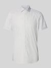OLYMP Level 5 Slim Fit Business-Hemd mit Blockstreifen und Kentkragen Gruen