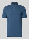 Tommy Hilfiger Koszulka polo o kroju regular fit z mieszanki bawełny Jeansowy niebieski