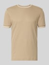 Christian Berg Men T-shirt ze strukturalnym wzorem i okrągłym dekoltem Piaskowy