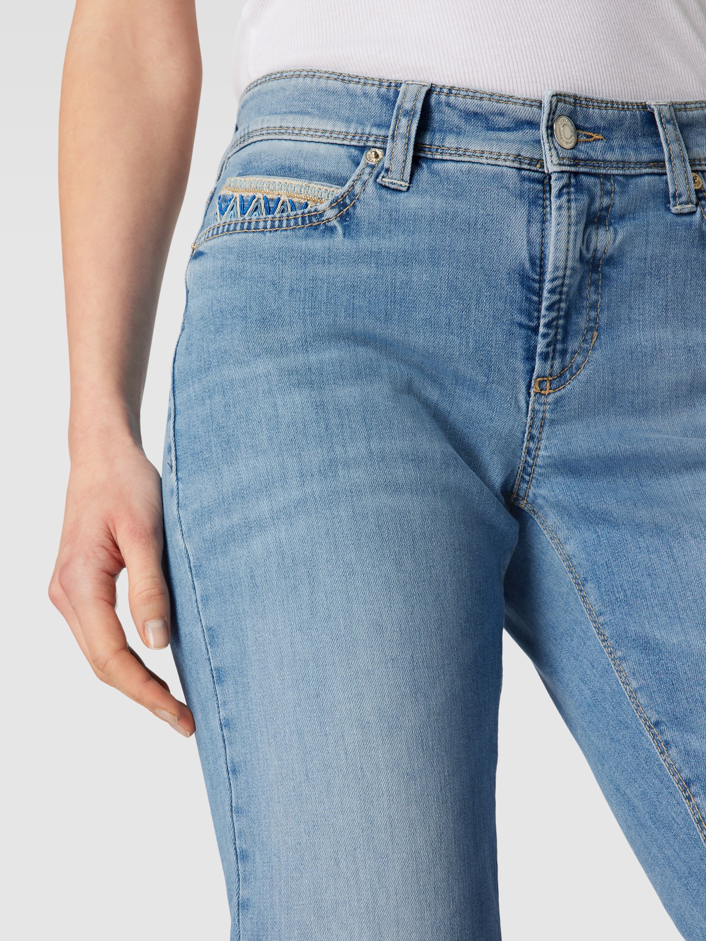 Cambio Jeans mit Label-Patch Modell 'PIPER' (blau) online kaufen