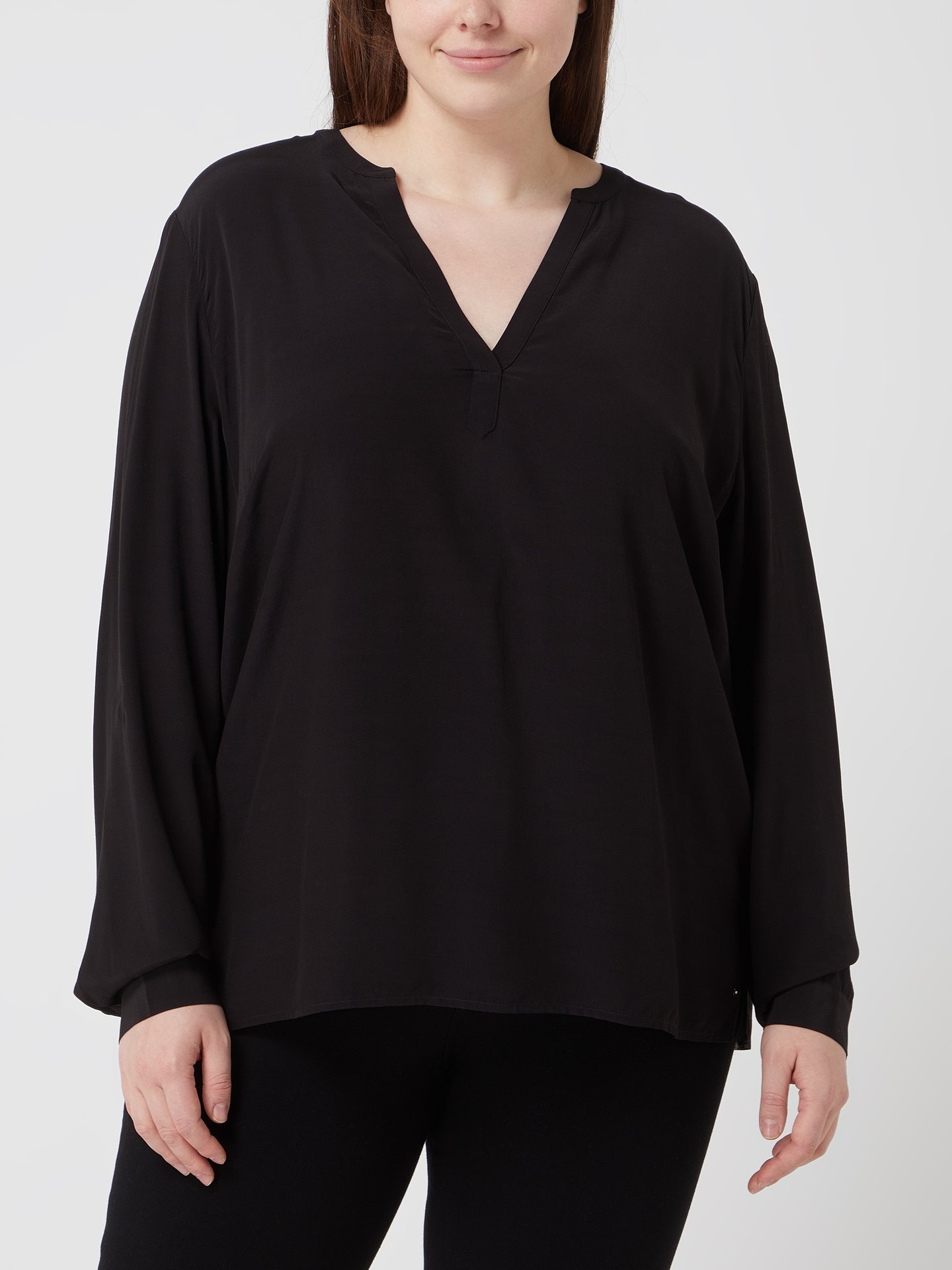 tommy-hilfiger-curve-plus-size-blusenshirt-aus-viskose-schwarz-online
