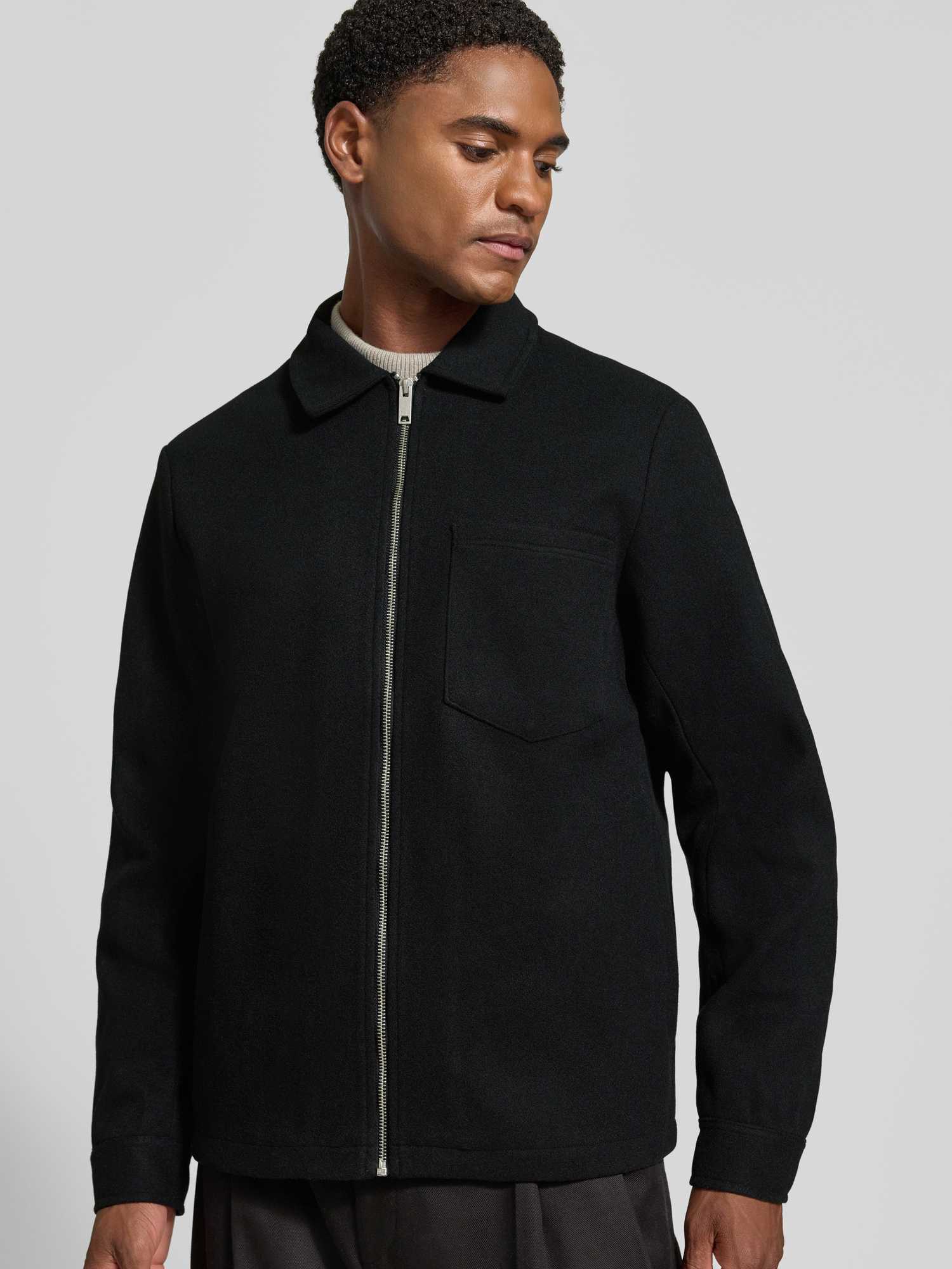 Casual Friday Noir Knopfjacke Cfrolfsted - Bild 2