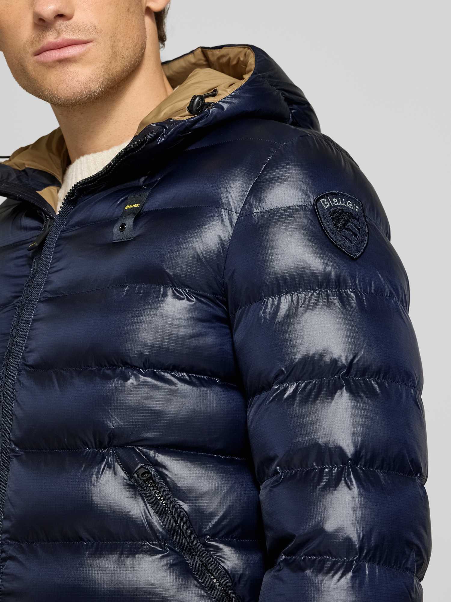Blauer USA Herren Puffer Jacke in Marine Gr. L wattierte Steppjacke mit Kapuze - Bild 7
